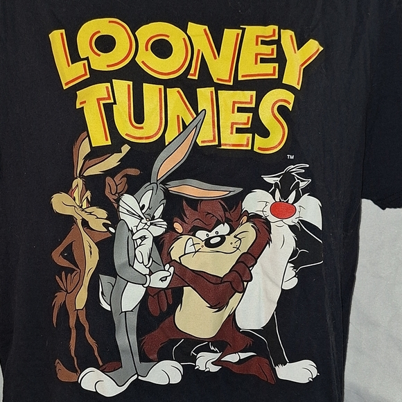 Warner Bros. Black Looney Tunes Tee - Picture 1 of 6